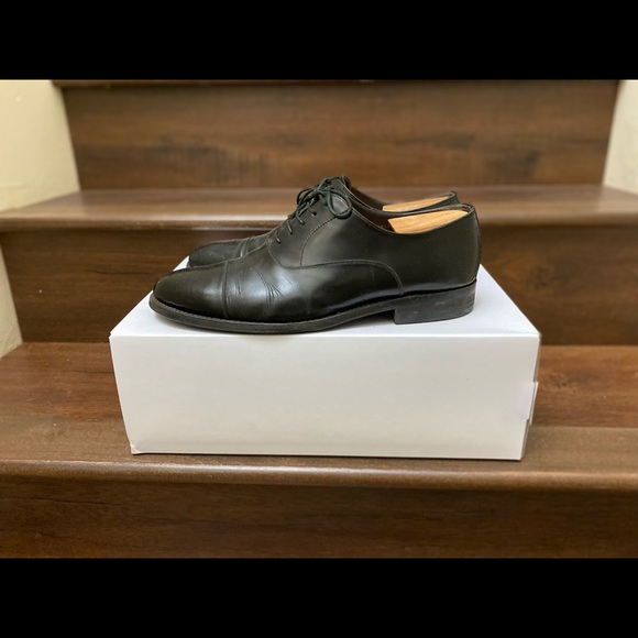 A pair of classic black Oxford by Regal. - Picture 2 of 7